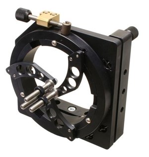 self-centring_large_aperture_optical_mount